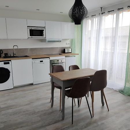 Appartement Climatise Avec Balcon,Wifi, Proche Remparts Avinhão Exterior foto