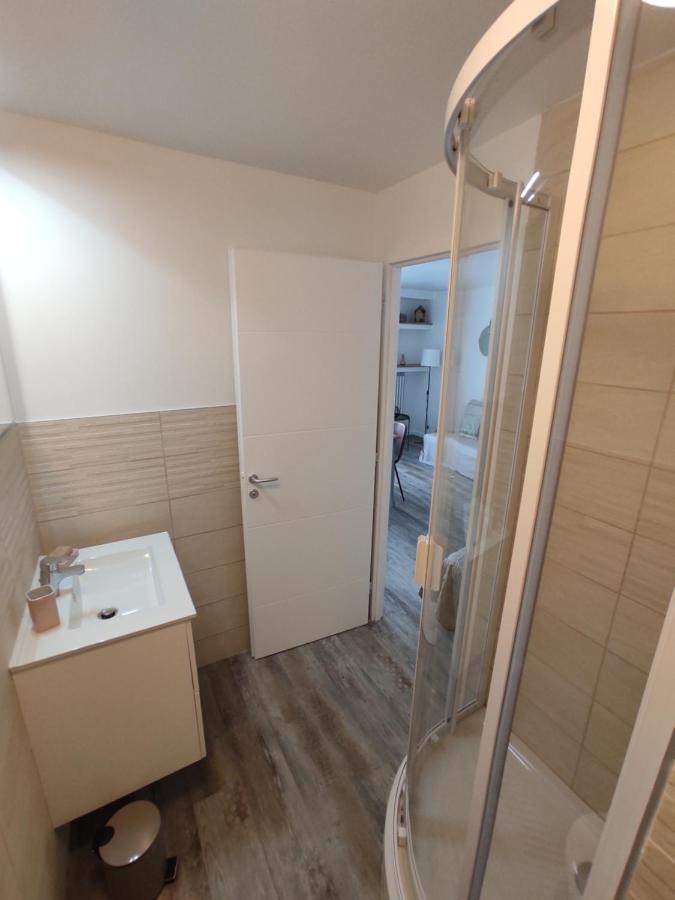 Appartement Climatise Avec Balcon,Wifi, Proche Remparts Avinhão Exterior foto