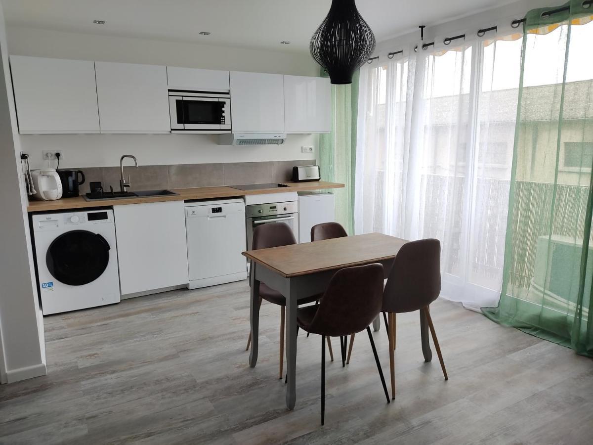 Appartement Climatise Avec Balcon,Wifi, Proche Remparts Avinhão Exterior foto