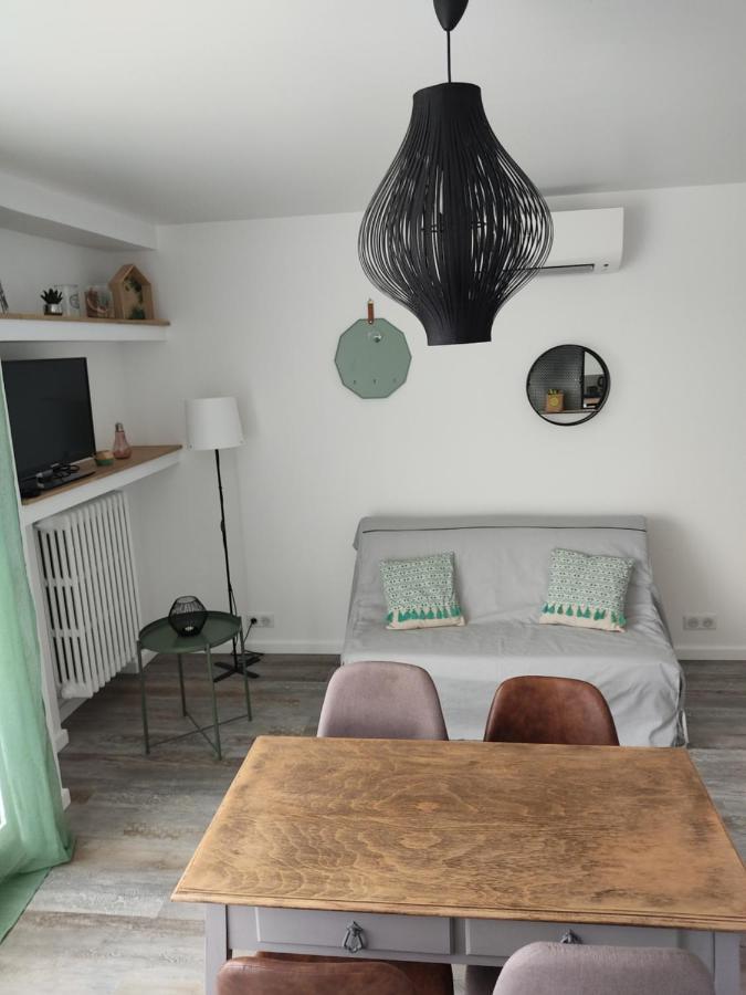 Appartement Climatise Avec Balcon,Wifi, Proche Remparts Avinhão Exterior foto